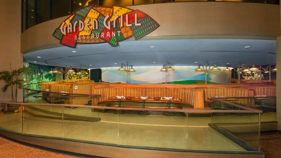 Garden Grill Character Dining Review